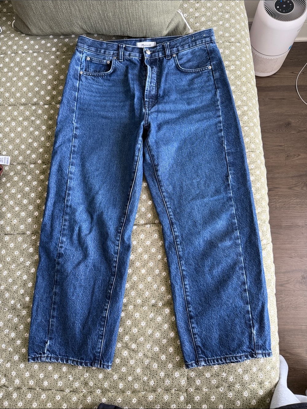 Madewell Pierced Barrel-Leg Jeans